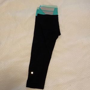 Reversible lululemon crop leggings